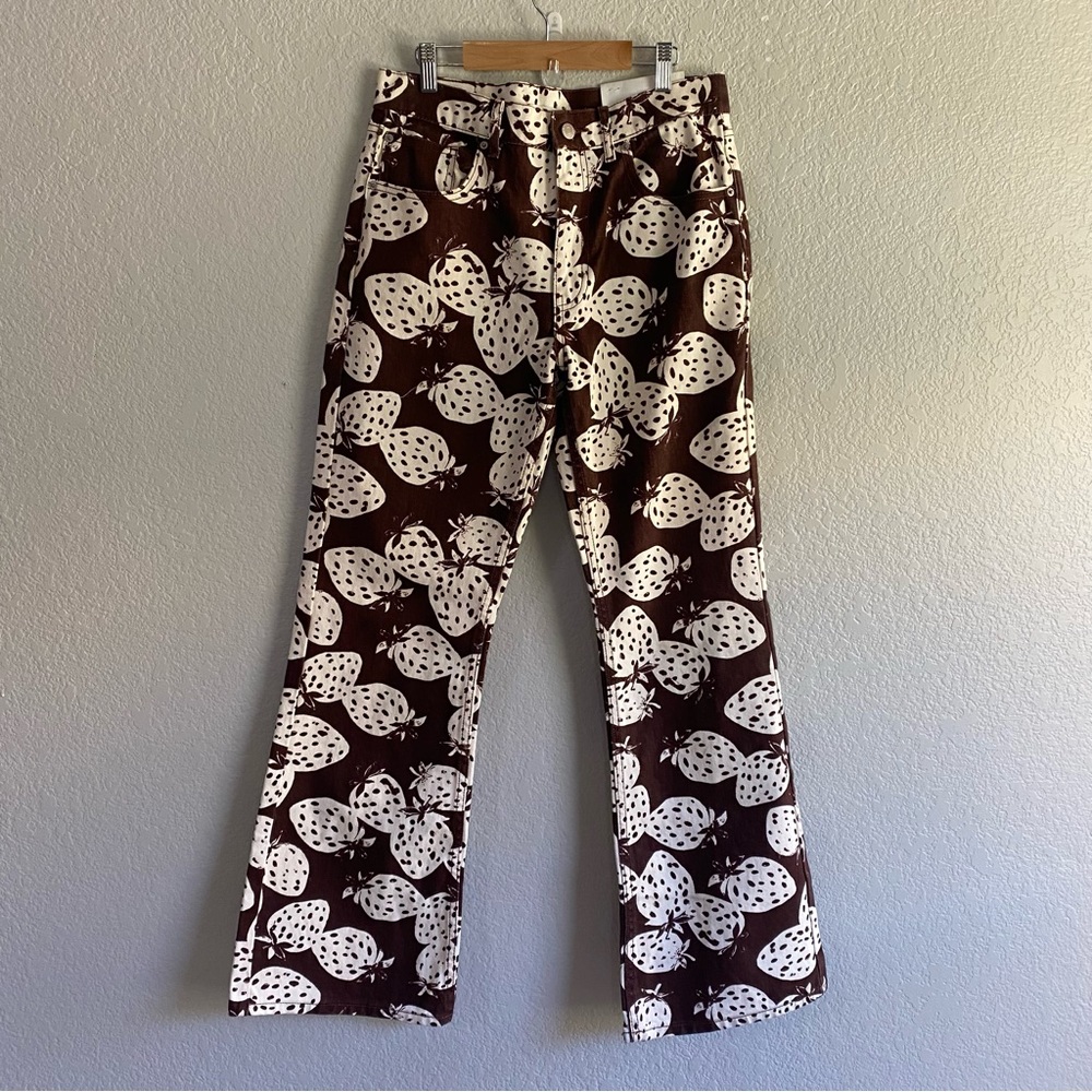 BDG Urban Outfitters Strawberry Print Brown 90s Bootcut Jeans NEW